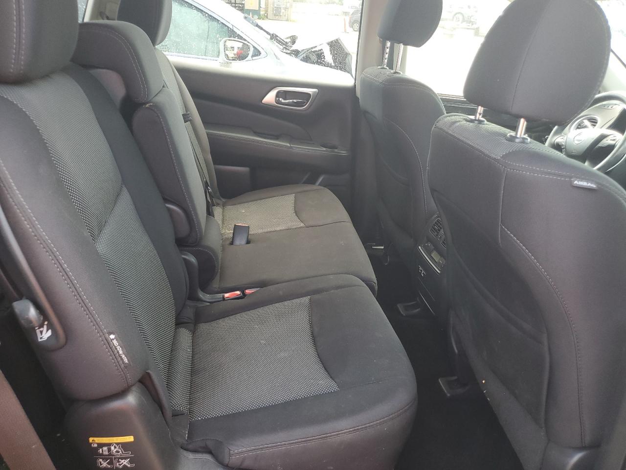 2019 Nissan Pathfinder S VIN: 5N1DR2MMXKC576756 Lot: 64777855