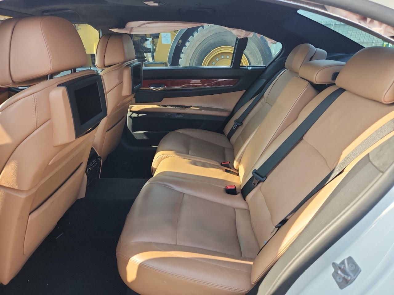 2012 BMW Alpina B7 VIN: WBAKC8C59CC449053 Lot: 63652385