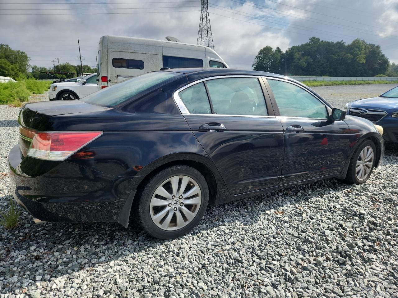 2011 Honda Accord Exl VIN: 1HGCP2F8XBA112174 Lot: 64681245