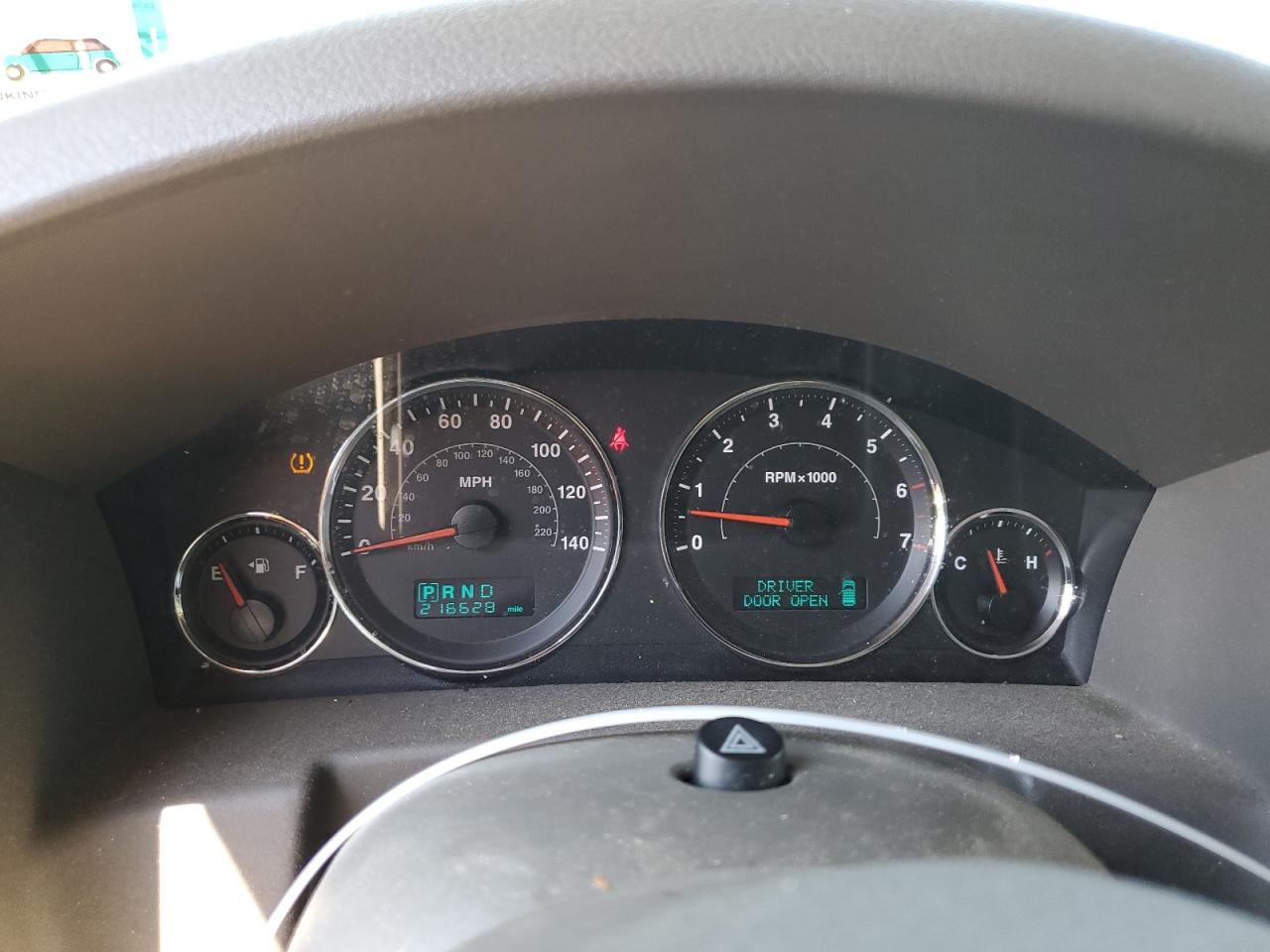 2007 Jeep Commander VIN: 1J8HG48K67C651209 Lot: 64049035