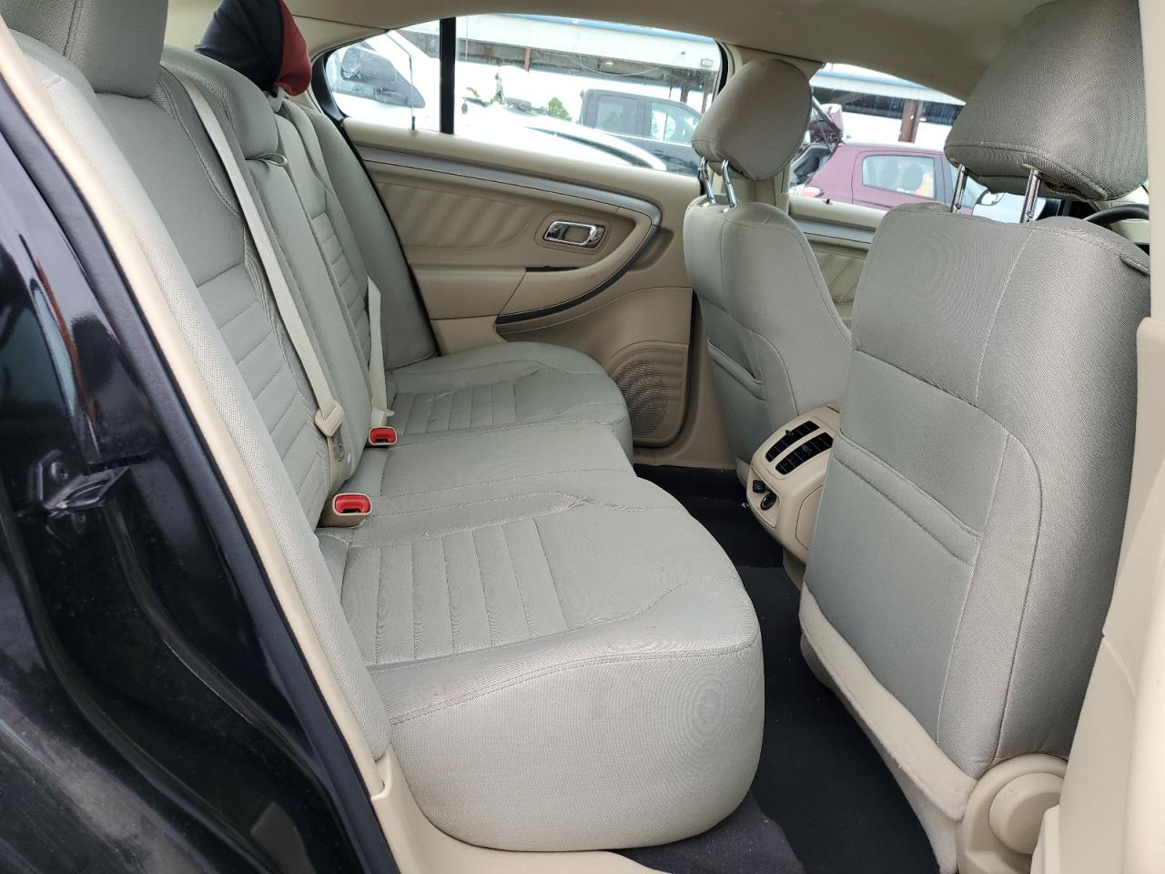 2018 Ford Taurus Se VIN: 1FAHP2D8XJG137861 Lot: 64982925