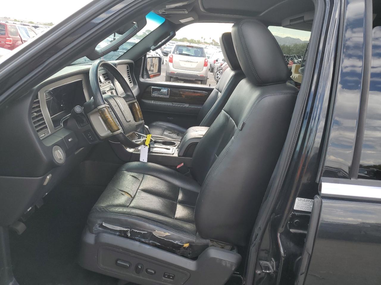 2010 Lincoln Navigator VIN: 5LMJJ2H56AEJ00646 Lot: 63120115