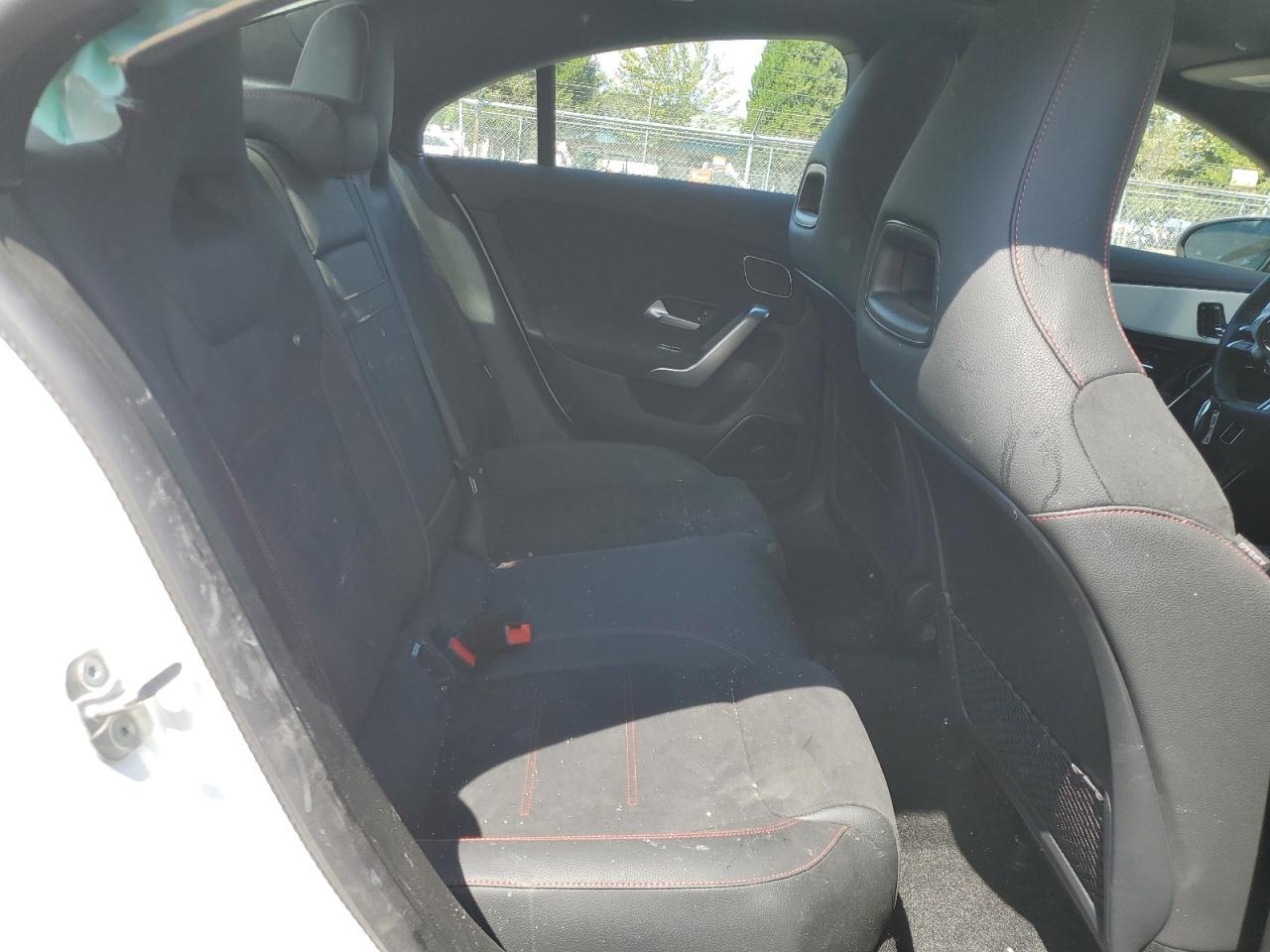 W1K5J4HB8SN524654 2025 Mercedes-Benz Cla 250 4Matic