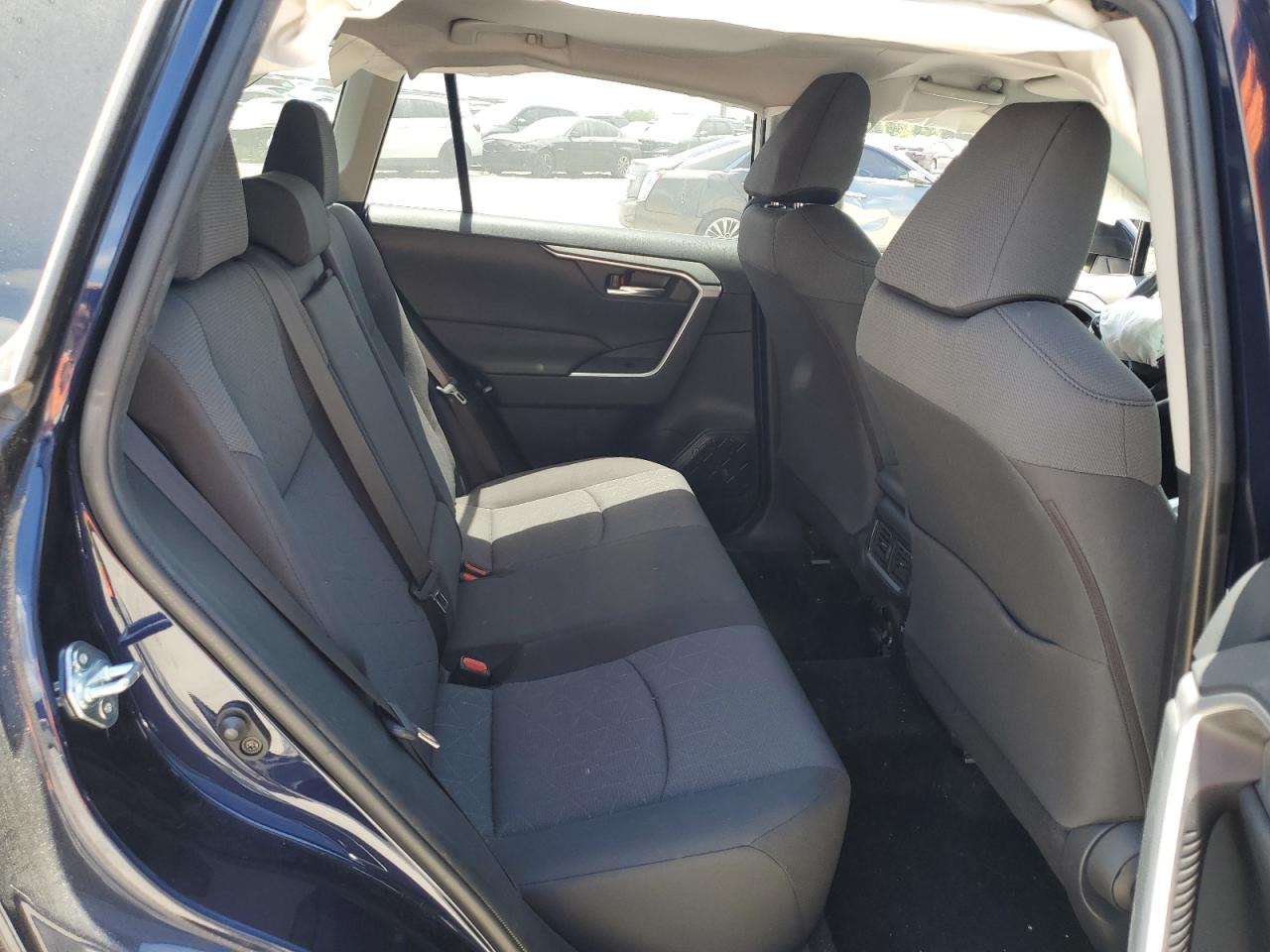 2019 Toyota Rav4 Xle VIN: JTMW1RFV2KD024391 Lot: 65247955
