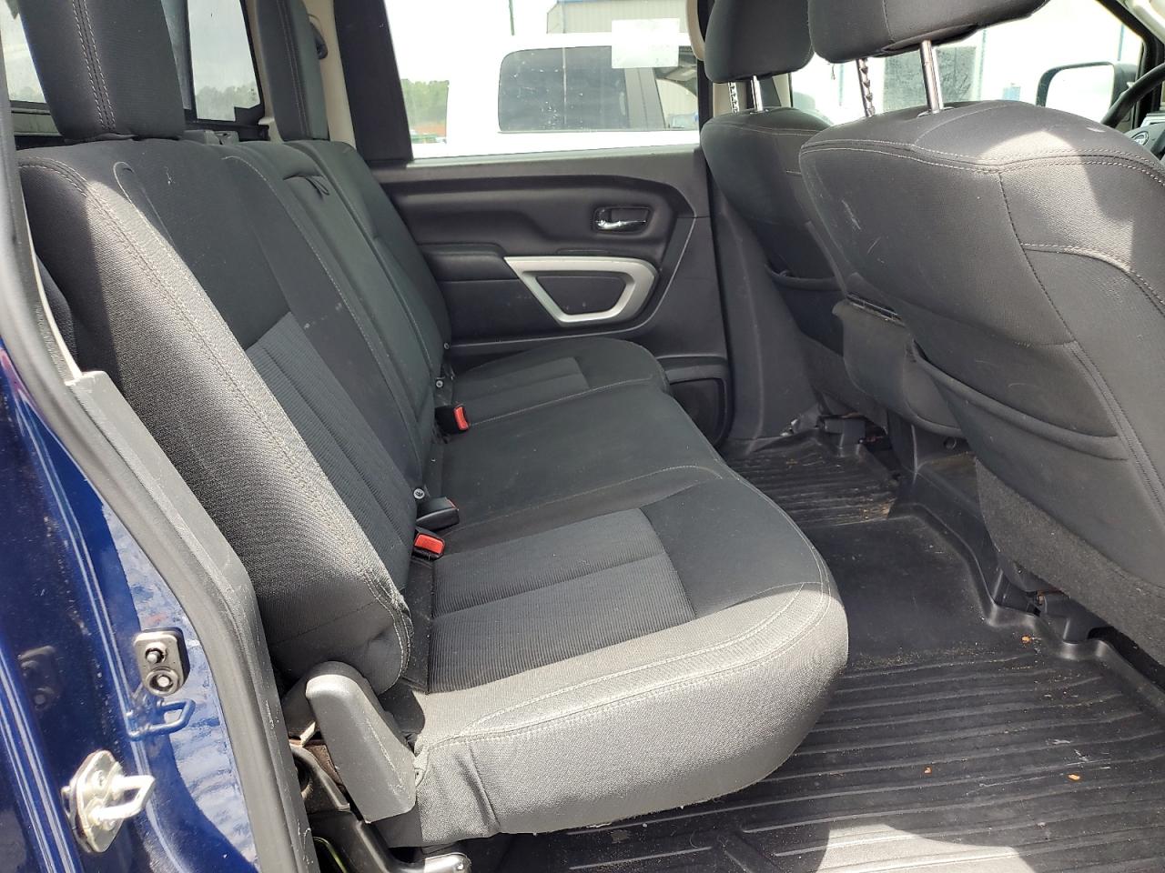 2018 Nissan Titan S VIN: 1N6AA1EK3JN504562 Lot: 63508195
