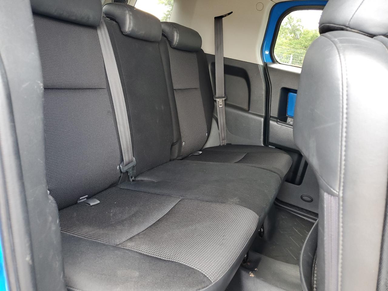 2007 Toyota Fj Cruiser VIN: JTEBU11F570046046 Lot: 64854215