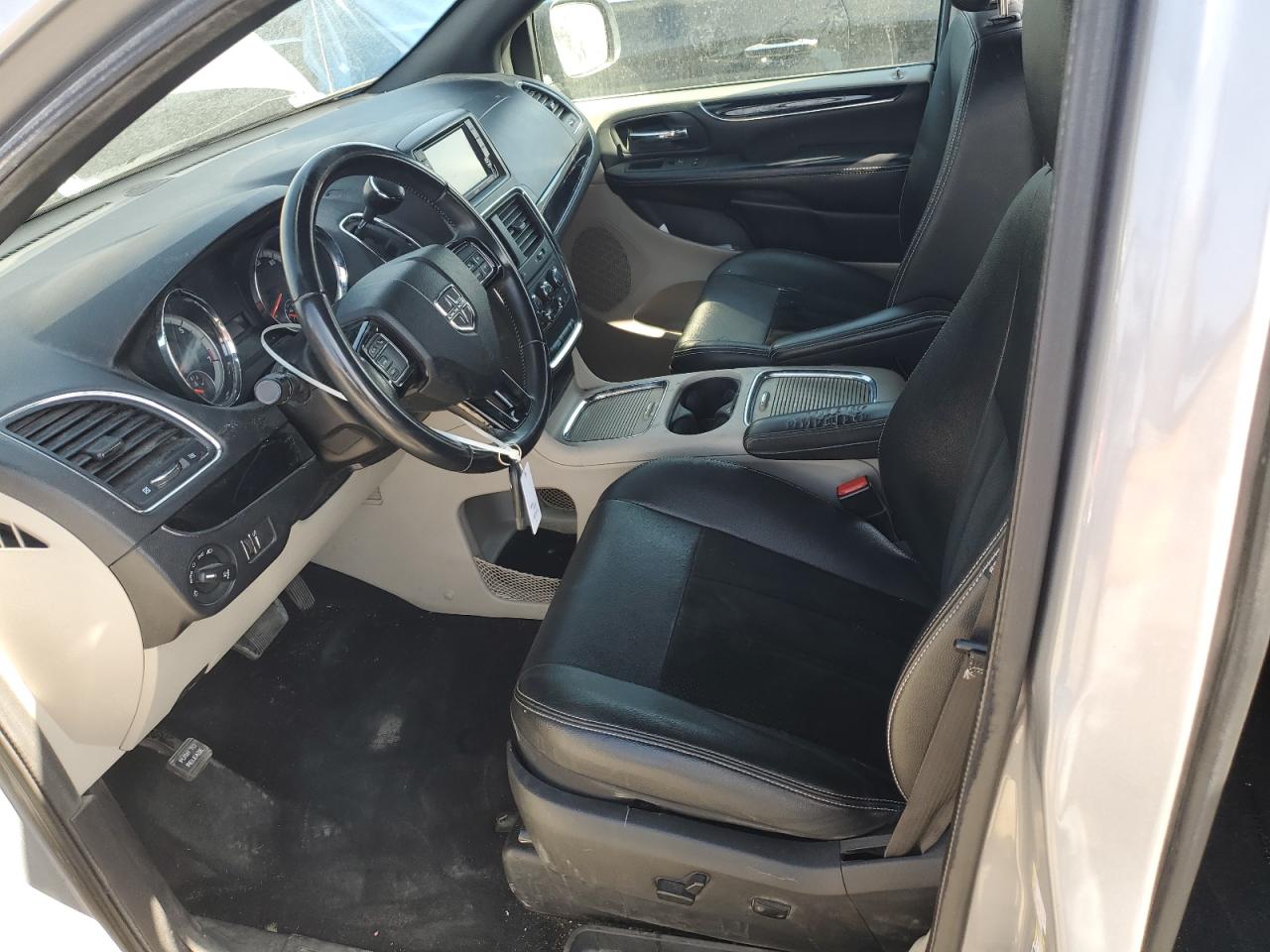 2018 Dodge Grand Caravan Sxt VIN: 2C4RDGCG9JR241429 Lot: 64956895