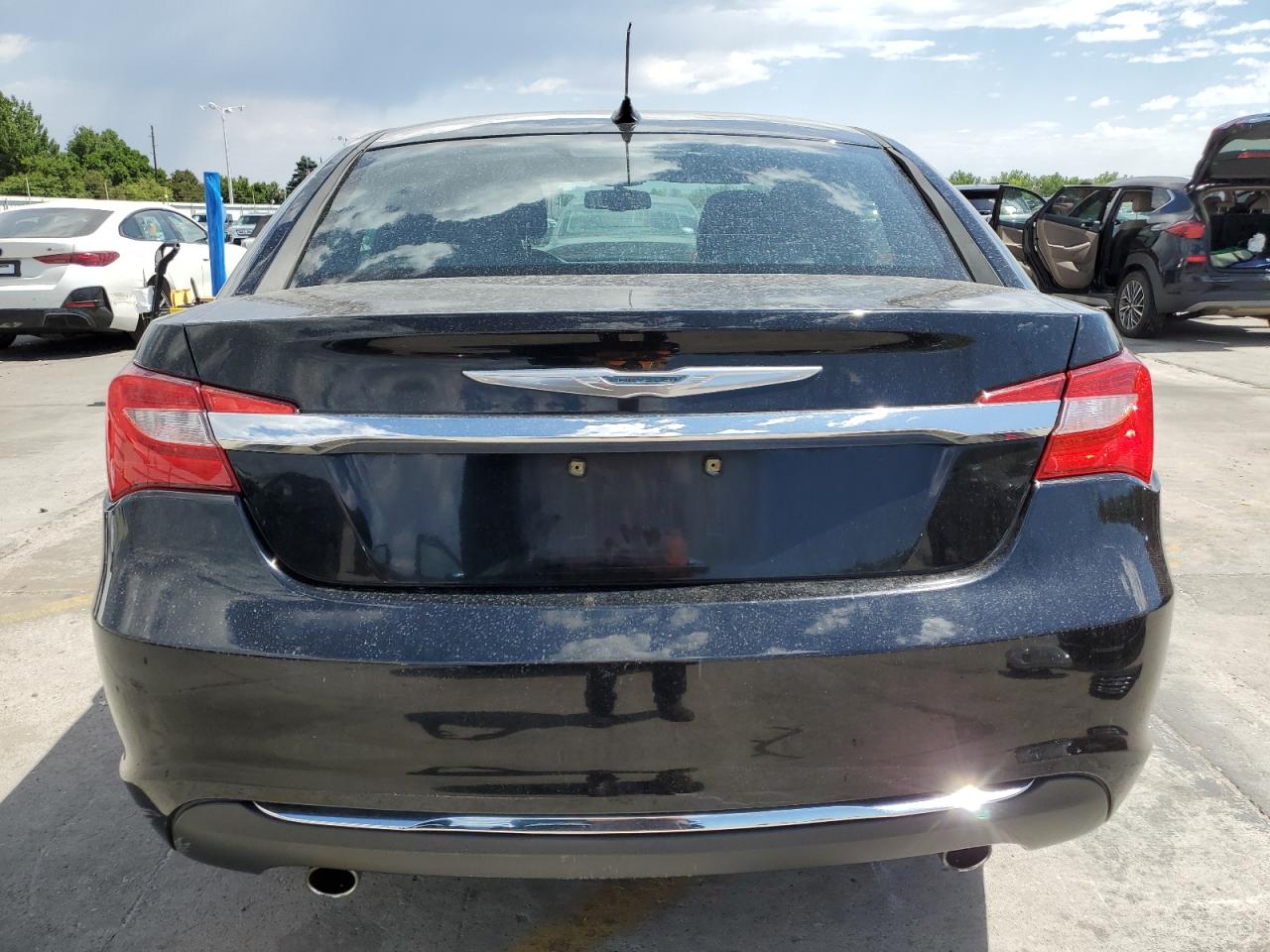2011 Chrysler 200 Limited VIN: 1C3BC2FG3BN610064 Lot: 64280605