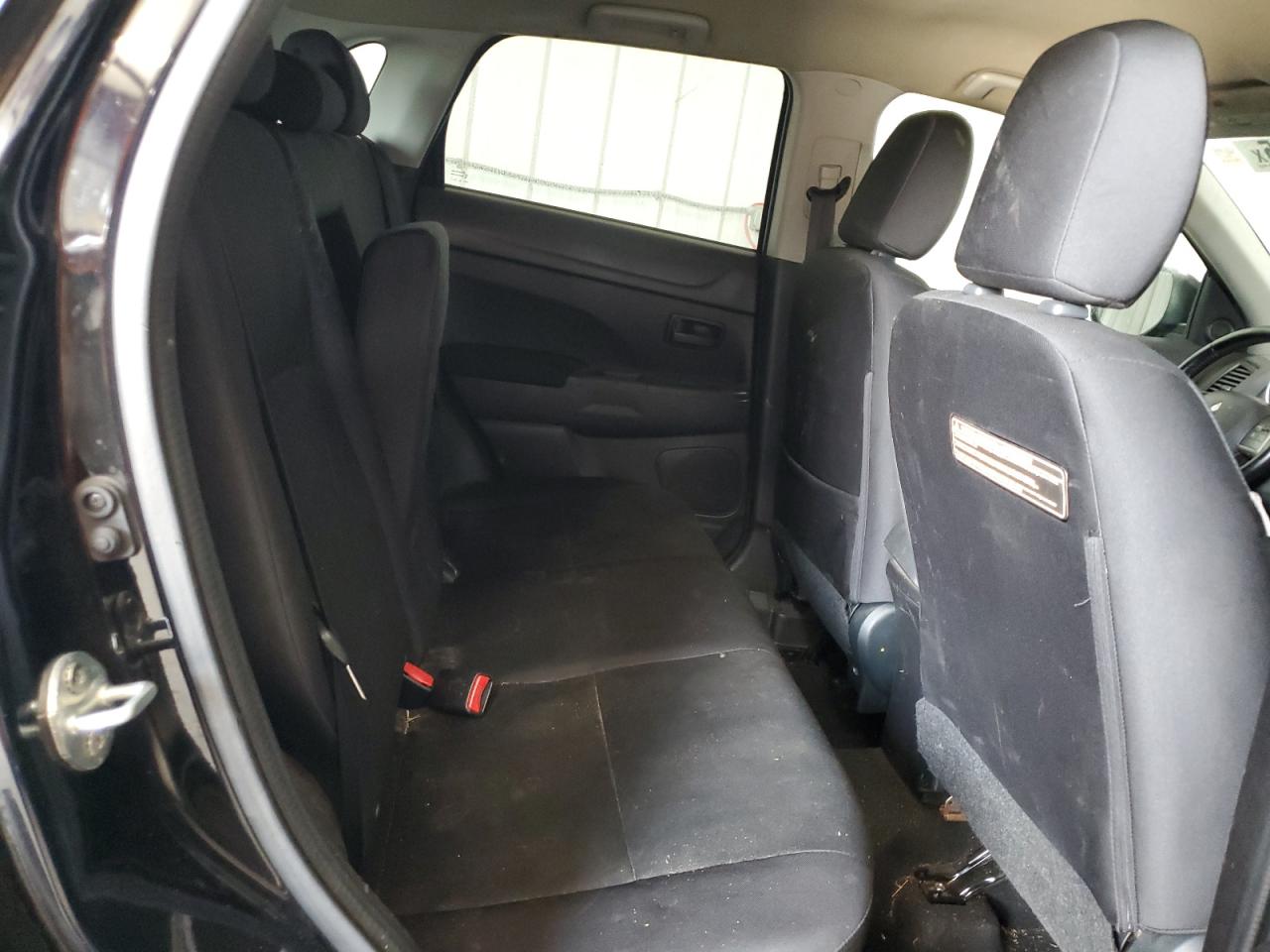 2015 Mitsubishi Outlander Sport Es VIN: 4A4AR3AW5FE058415 Lot: 64727455