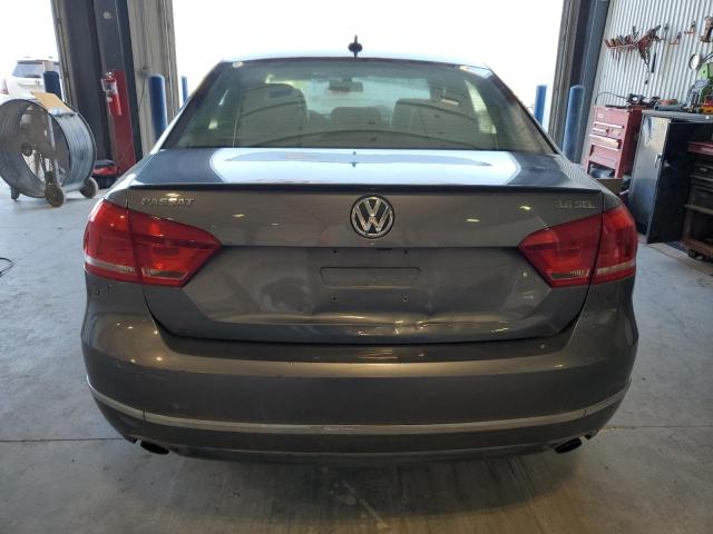 Седаны VOLKSWAGEN PASSAT 2013 Серый