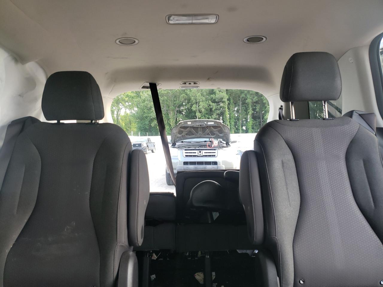 2024 Kia Carnival Lx VIN: KNDNB4H38R6323406 Lot: 64738655