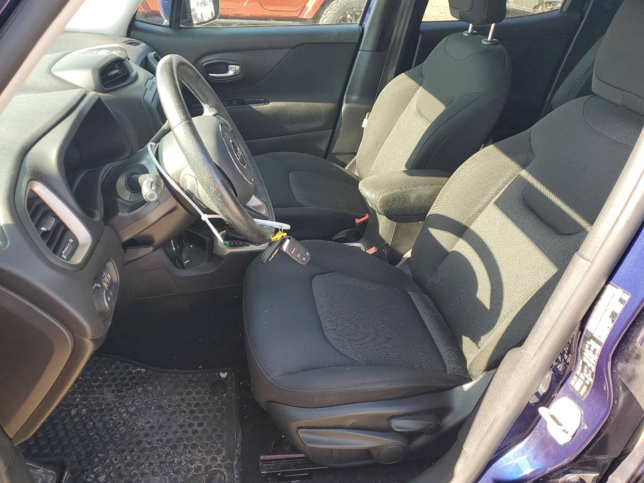 2016 Jeep Renegade Latitude VIN: ZACCJBBT6GPD77322 Lot: 64236175