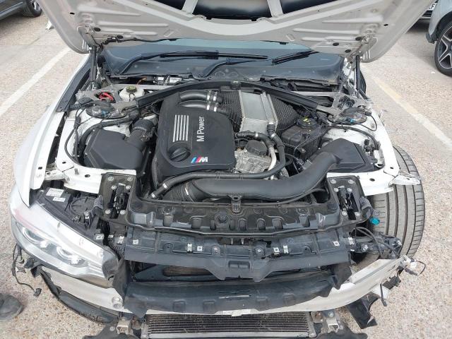 2015 BMW M4 S-A 