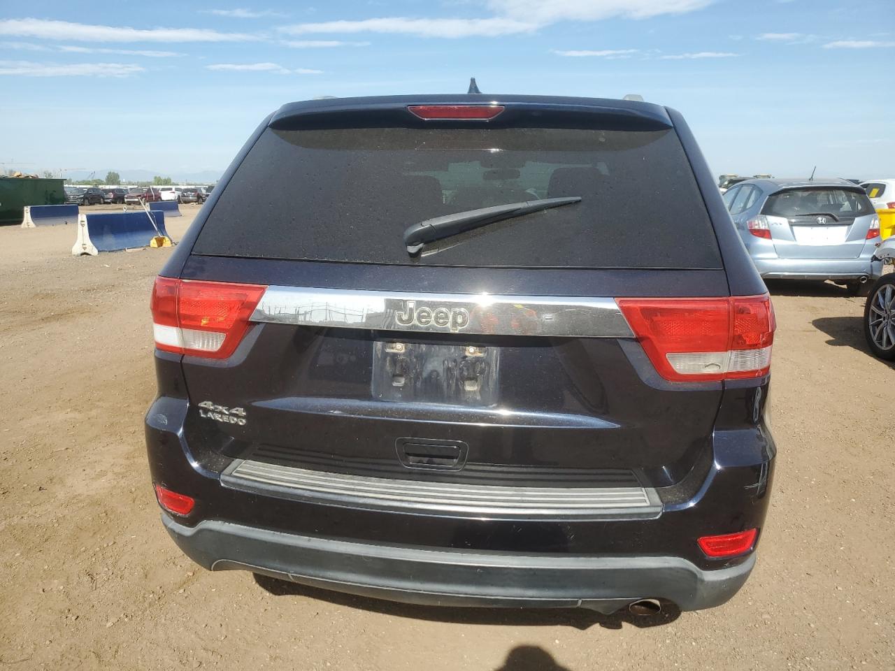 2011 Jeep Grand Cherokee Laredo VIN: 1J4RR4GG6BC656755 Lot: 65565695