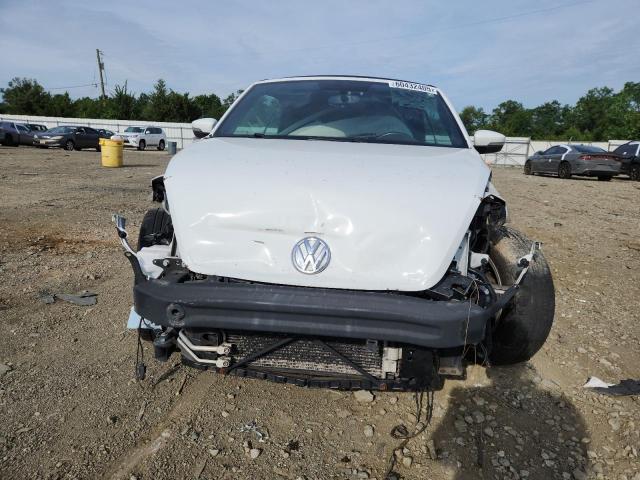  VOLKSWAGEN BEETLE 2018 Белы