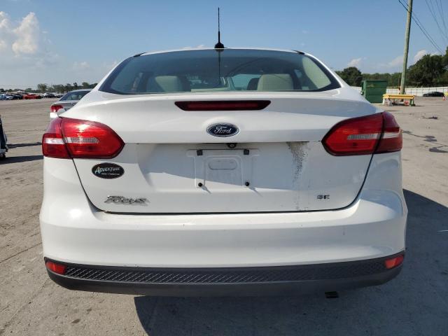  FORD FOCUS 2018 Белы