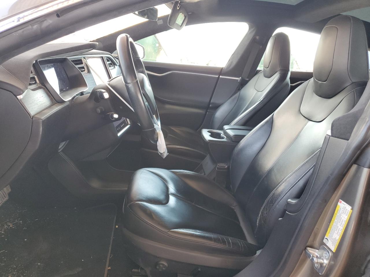 2015 Tesla Model S 85 VIN: 5YJSA1H11FF094876 Lot: 63523125