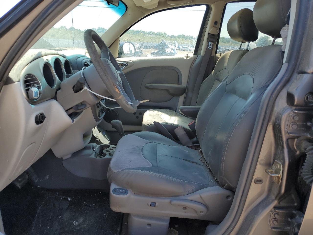 2002 Chrysler Pt Cruiser Limited VIN: 3C8FY68B82T237433 Lot: 64841635