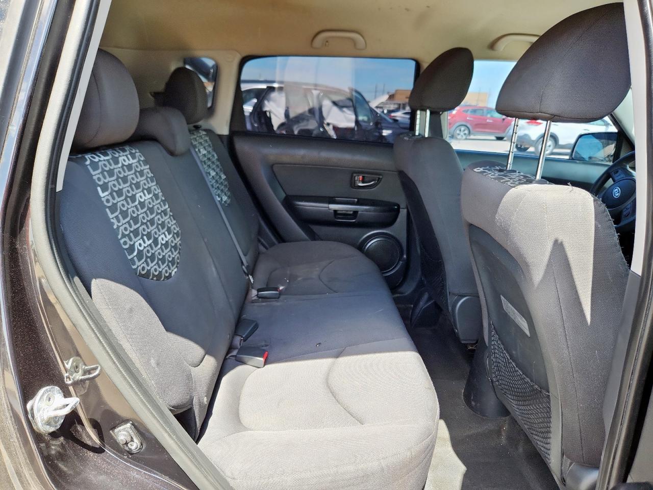 2011 Kia Soul + VIN: KNDJT2A24B7254845 Lot: 62287735