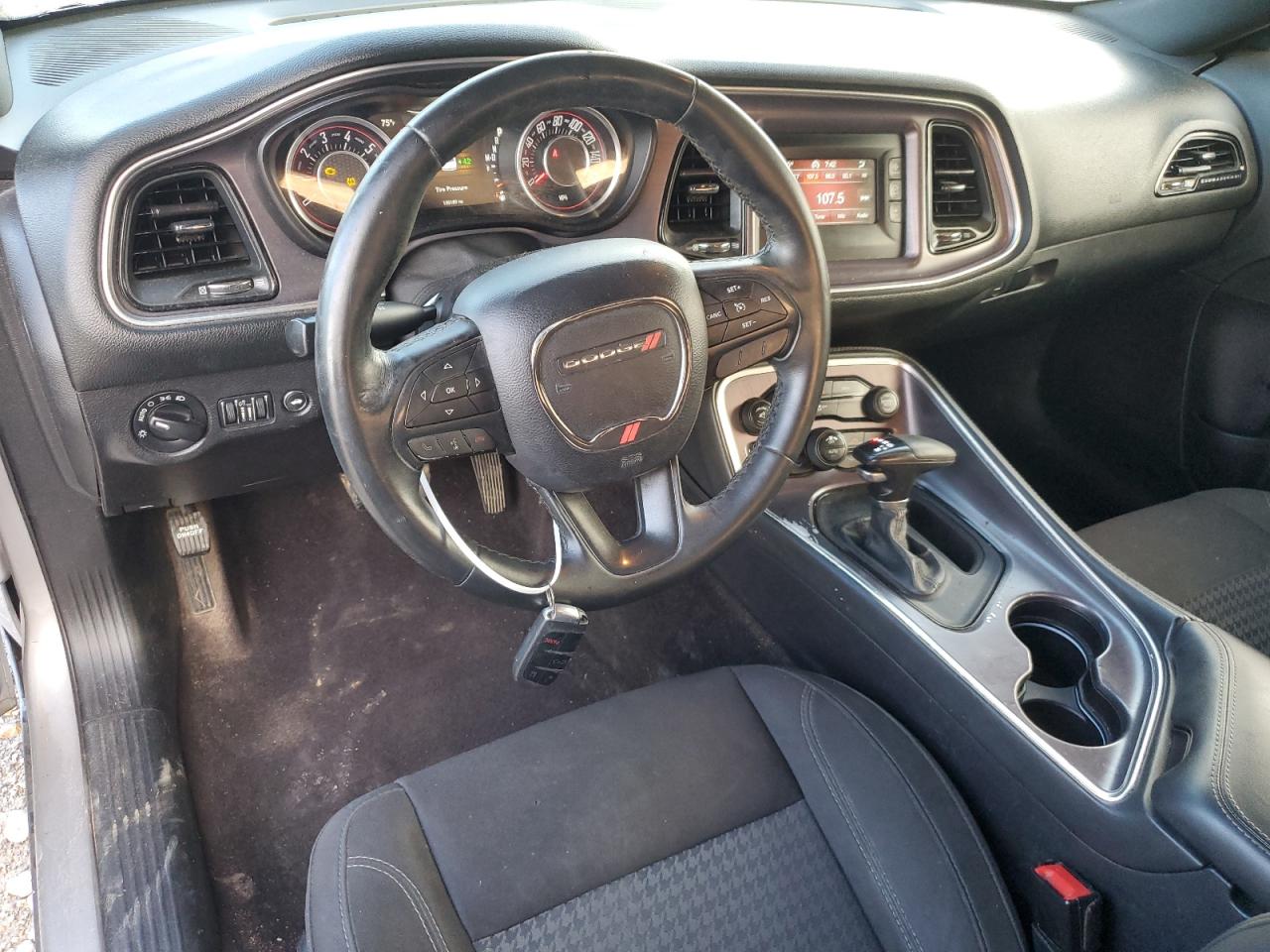 2016 Dodge Challenger Sxt VIN: 2C3CDZAG1GH183985 Lot: 65445365