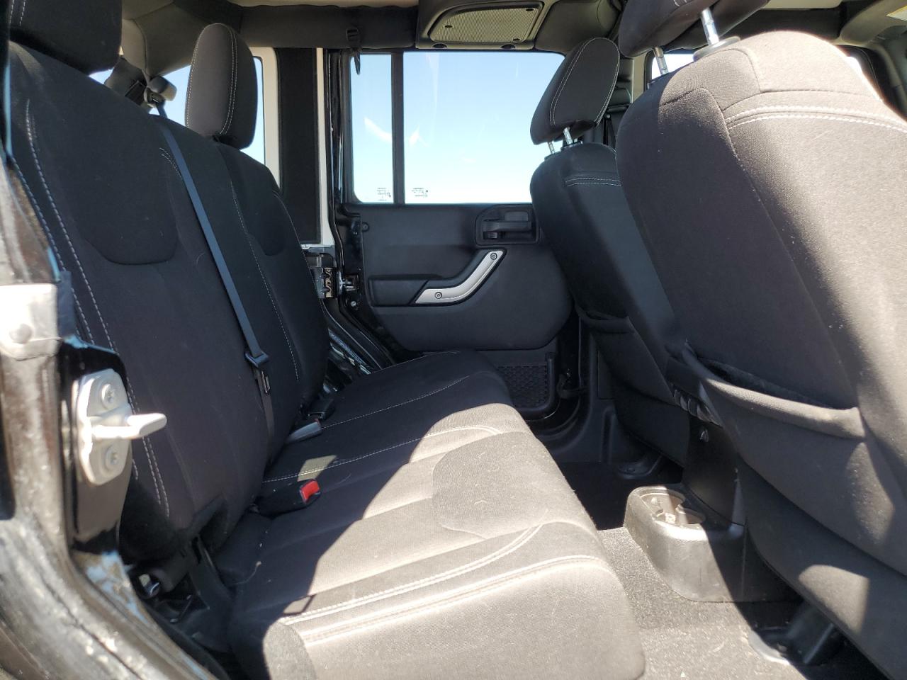 2015 Jeep Wrangler Unlimited Rubicon VIN: 1C4BJWFG2FL744025 Lot: 63226435