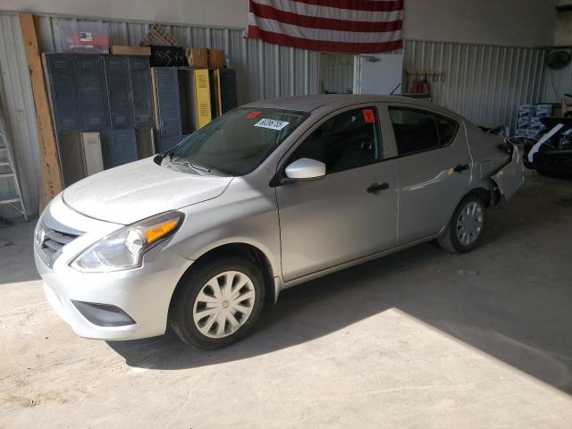  NISSAN VERSA 2019 Srebrny