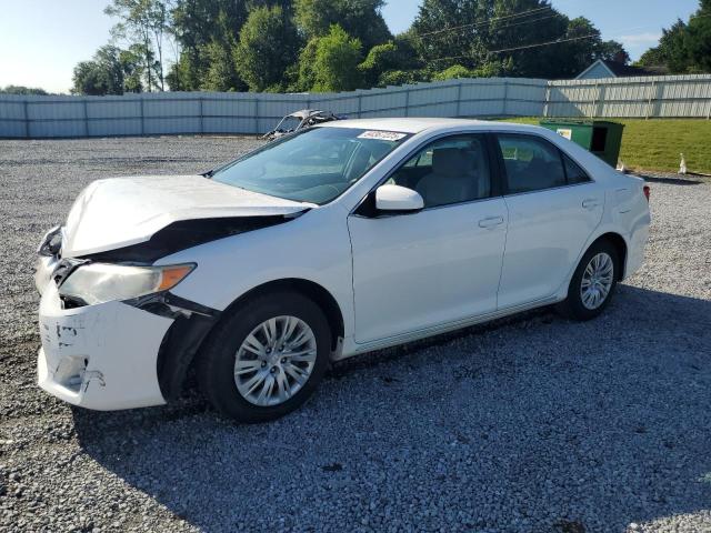  TOYOTA CAMRY 2014 White
