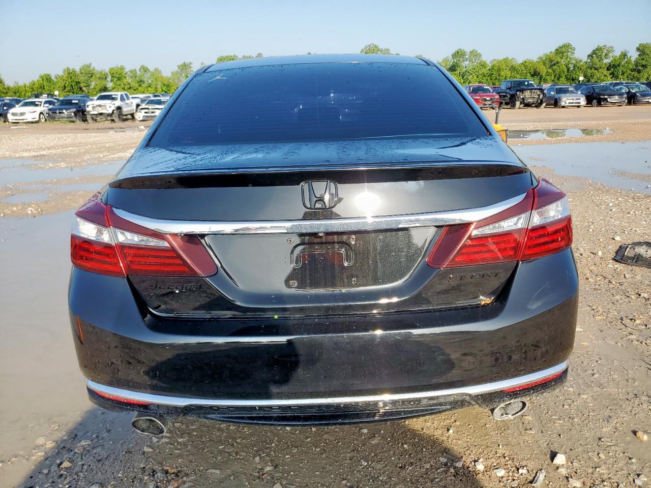 2016 Honda Accord Sport VIN: 1HGCR2F58GA238279 Lot: 96166875
