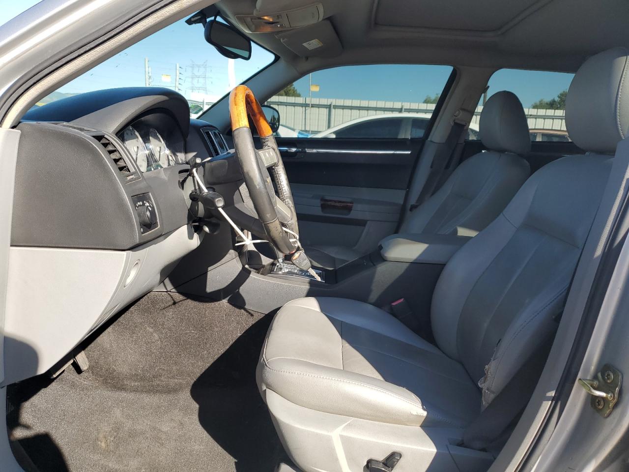 2006 Chrysler 300 Touring VIN: 2C3KA53G36H520326 Lot: 63117665