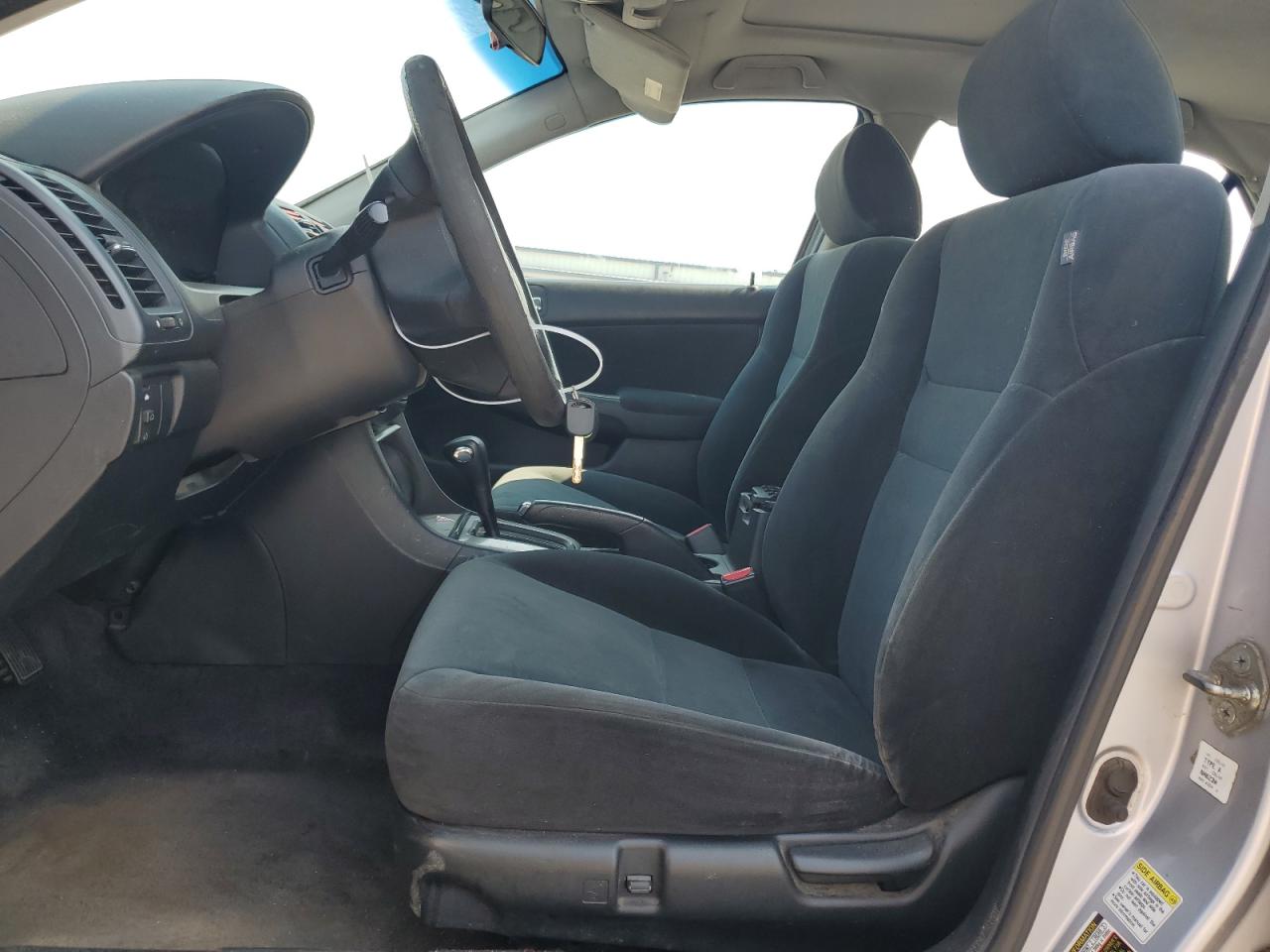 2004 Honda Accord Ex VIN: 1HGCM56774A143404 Lot: 63133645