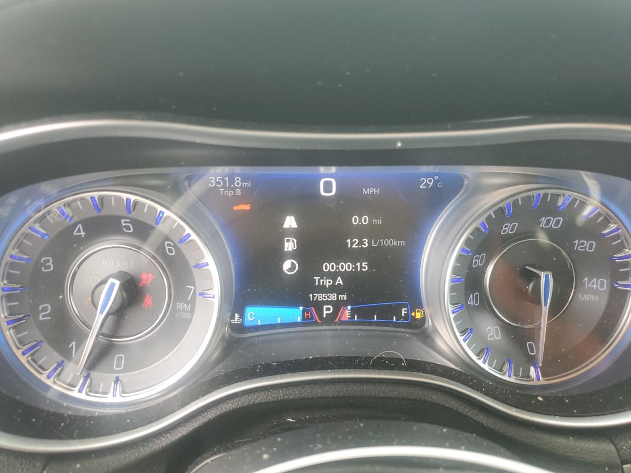 2018 Chrysler 300 Touring VIN: 2C3CCARG5JH269199 Lot: 67134555