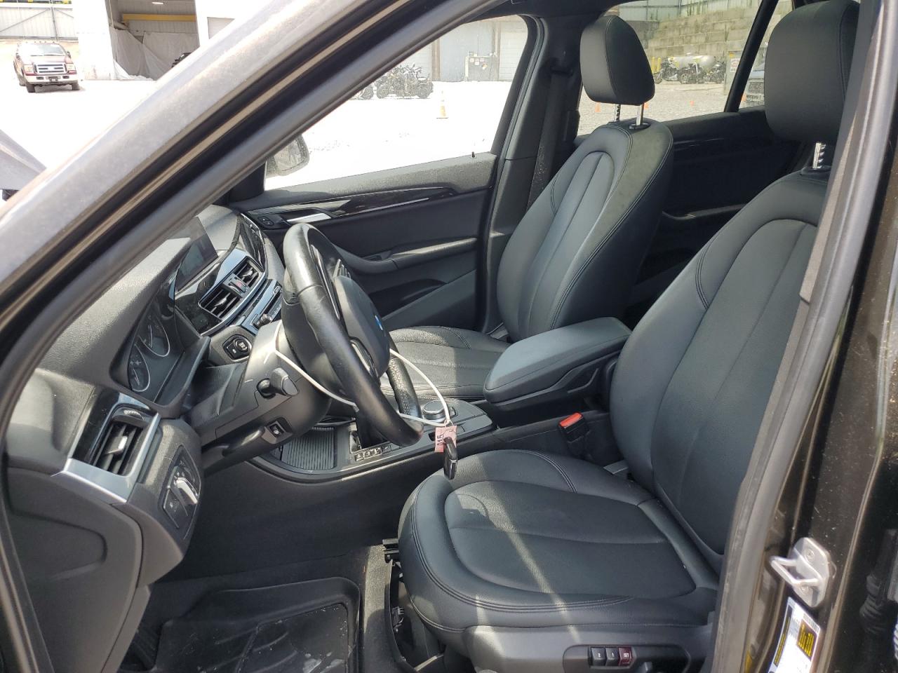 2017 BMW X1 xDrive28I VIN: WBXHT3C34H5F82867 Lot: 65686135