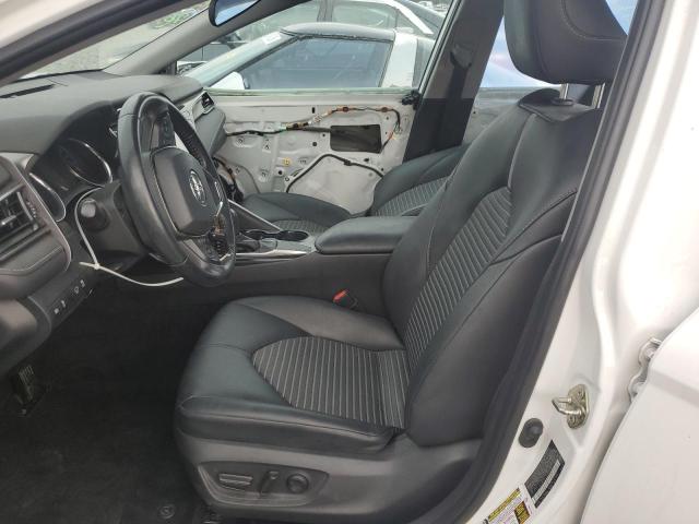  TOYOTA CAMRY 2019 Белы