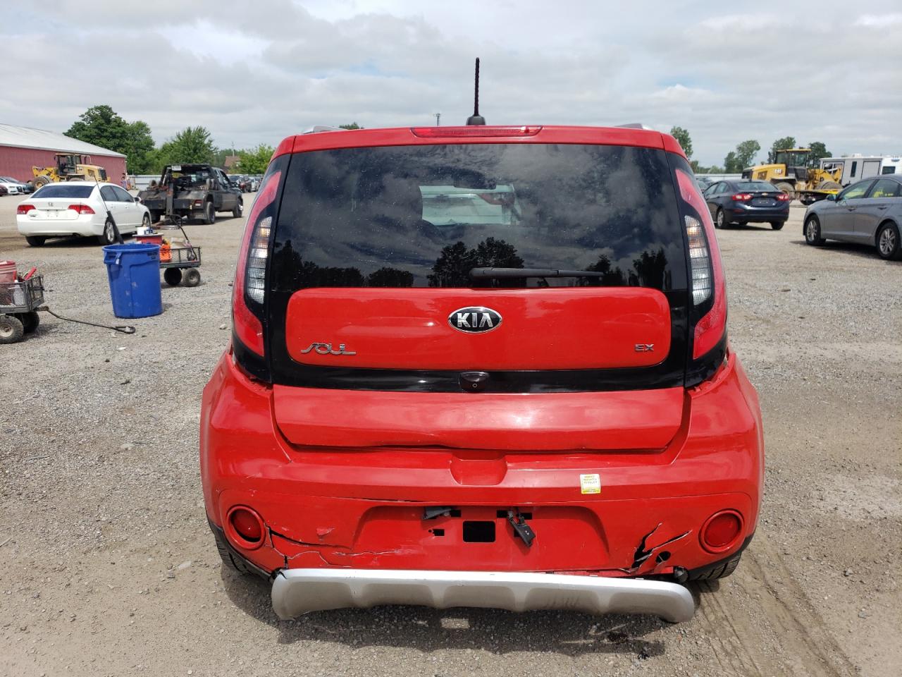 2018 Kia Soul + VIN: KNDJP3A50J7602725 Lot: 63313755