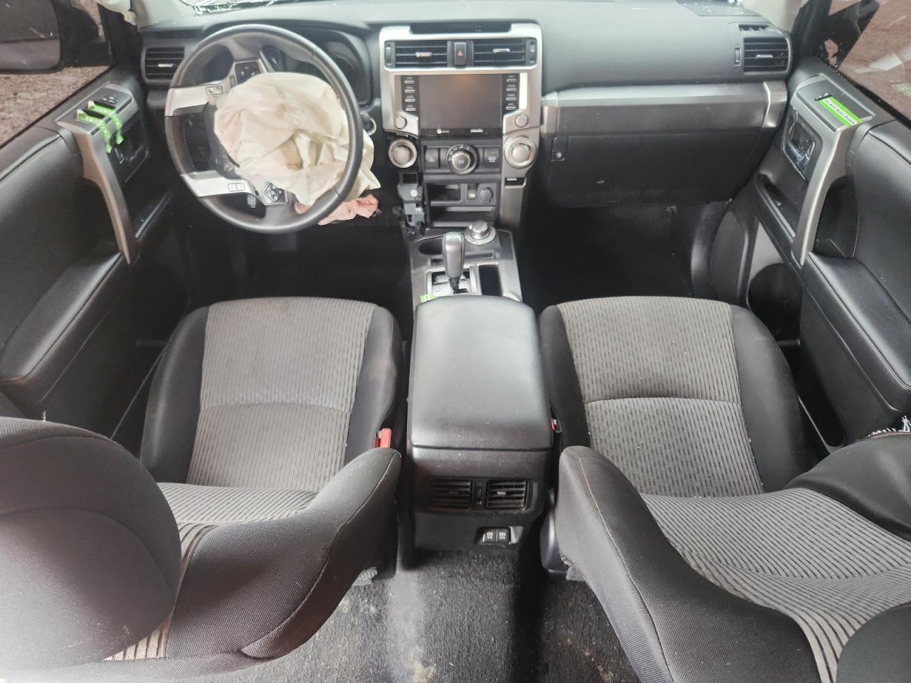 2022 Toyota 4Runner Sr5/Sr5 Premium VIN: JTEMU5JR0N6001097 Lot: 63317335