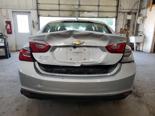  CHEVROLET MALIBU 2018 Srebrny