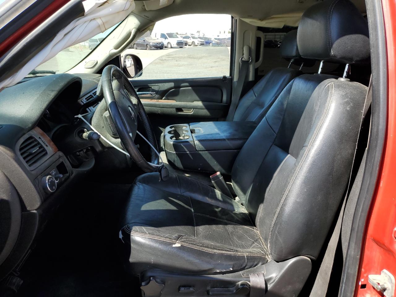 2008 GMC Yukon VIN: 1GKFC13088J235081 Lot: 64079025