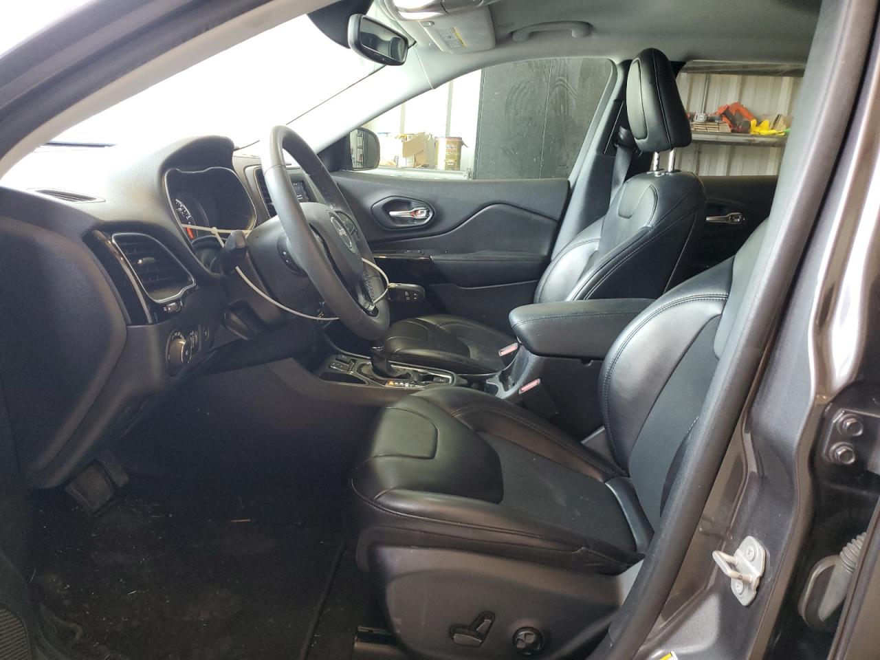 2020 Jeep Cherokee Latitude Plus VIN: 1C4PJLLB0LD611119 Lot: 66387815