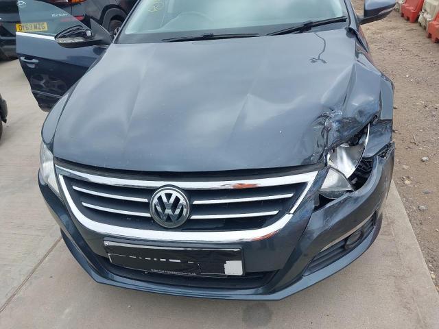 2010 VOLKSWAGEN PASSAT GT