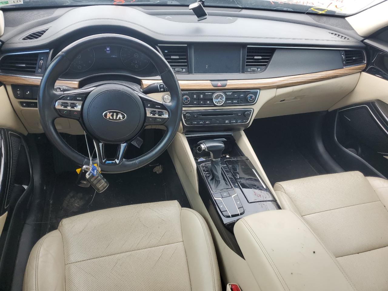 2017 Kia Cadenza Premium VIN: KNALC4J11H5044751 Lot: 63673555