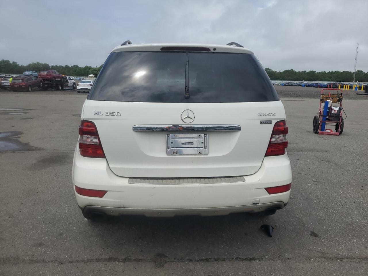 2010 Mercedes-Benz Ml 350 4Matic VIN: 4JGBB8GBXAA561497 Lot: 63446305