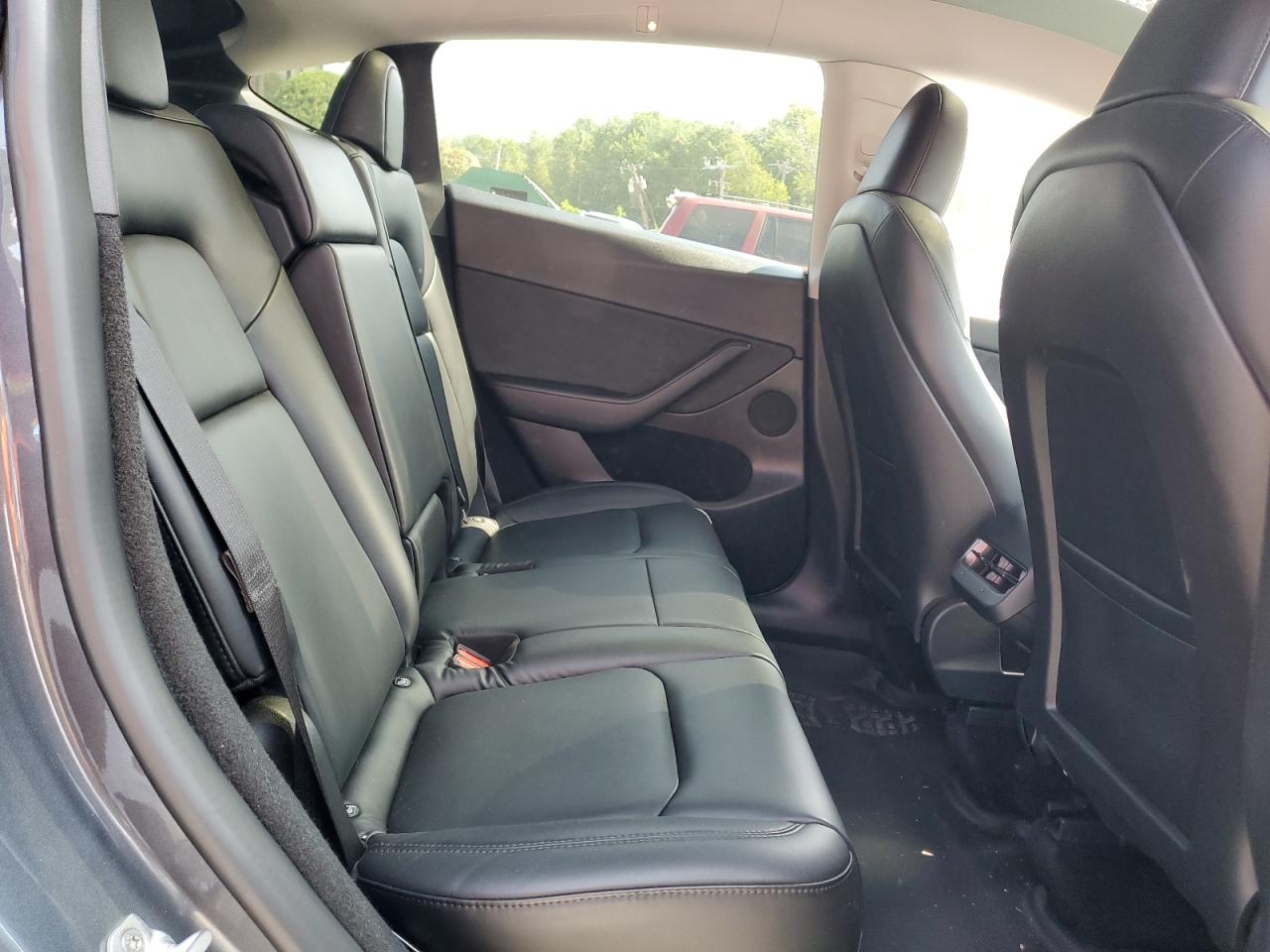 2023 Tesla Model Y VIN: 7SAYGDEE2PA060139 Lot: 64735795