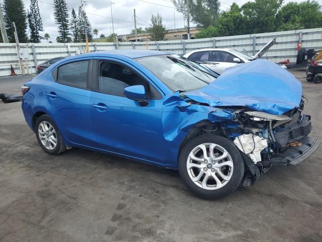 TOYOTA YARIS 2017 Blue