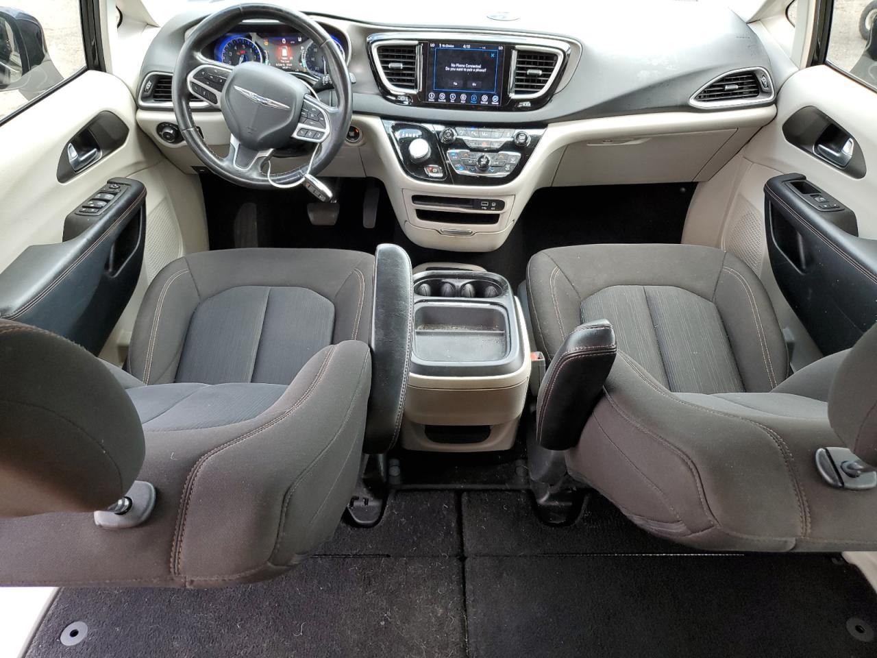2020 Chrysler Pacifica Touring VIN: 2C4RC1FG1LR216121 Lot: 66035465