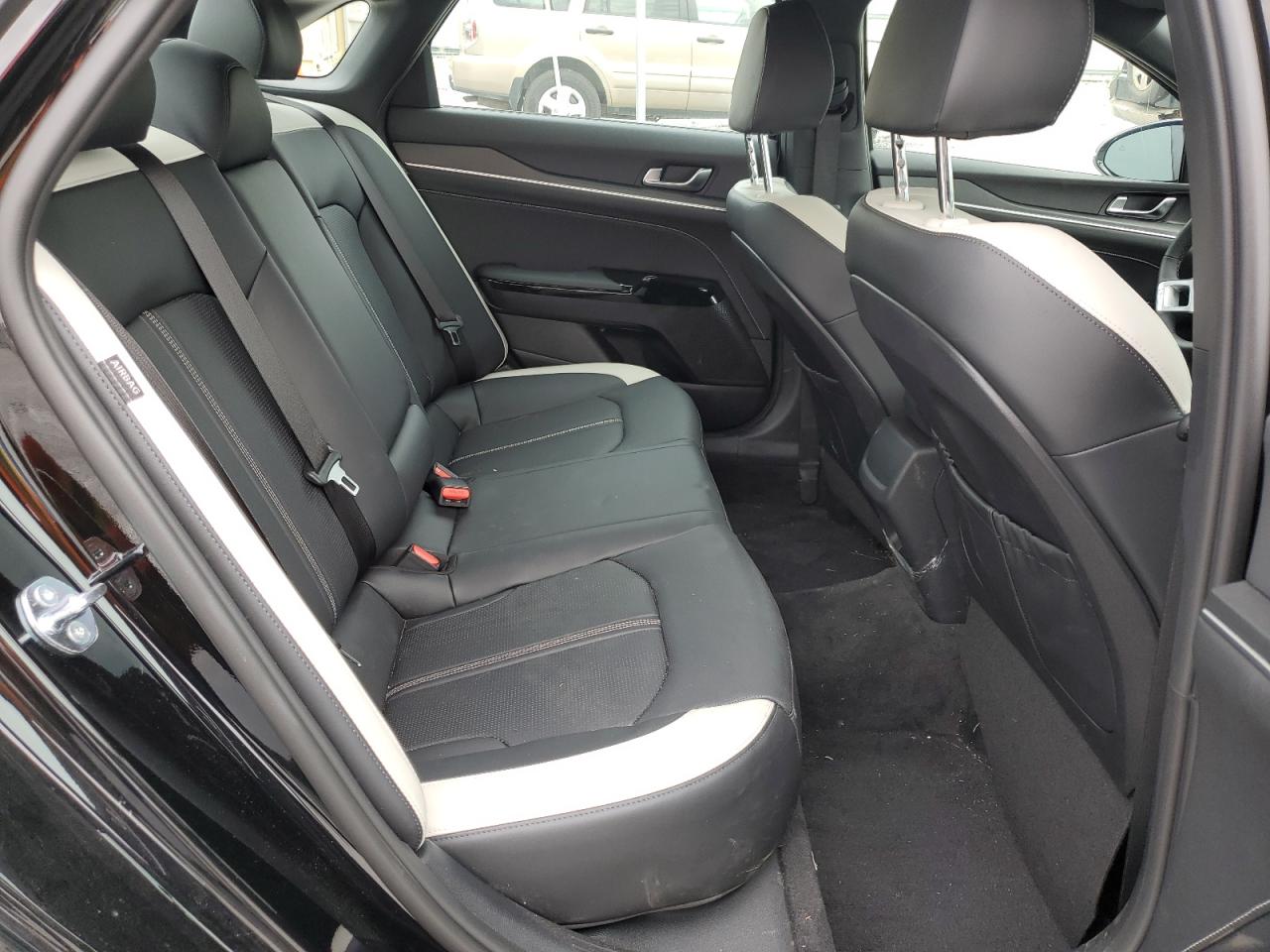 2025 Kia K5 Gt Line VIN: KNAG64J75S5375868 Lot: 64078305