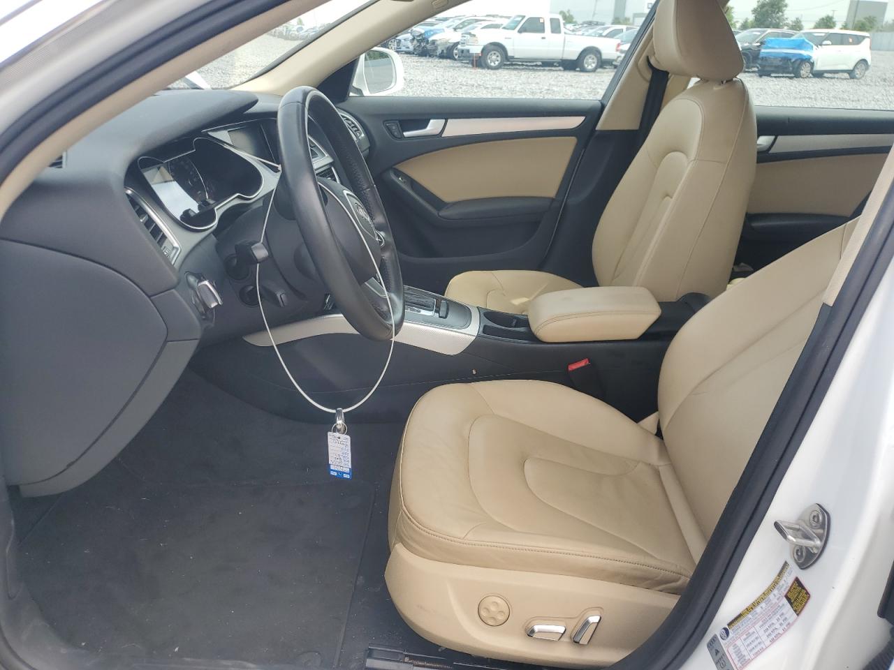2013 Audi A4 Premium VIN: WAUAFAFLXDN046872 Lot: 63376035