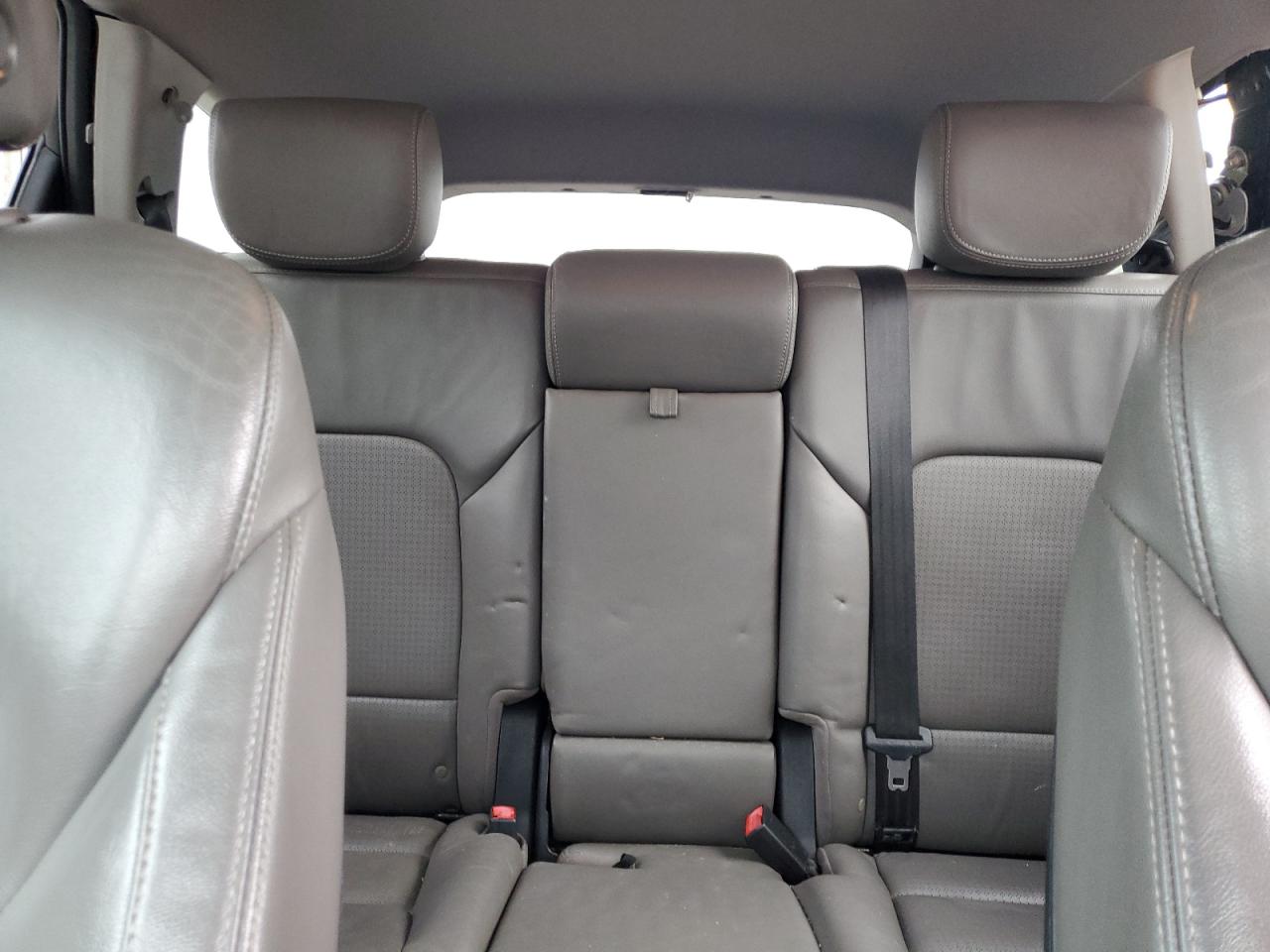 2014 Hyundai Santa Fe Gls VIN: KM8SN4HF0EU070975 Lot: 62842925
