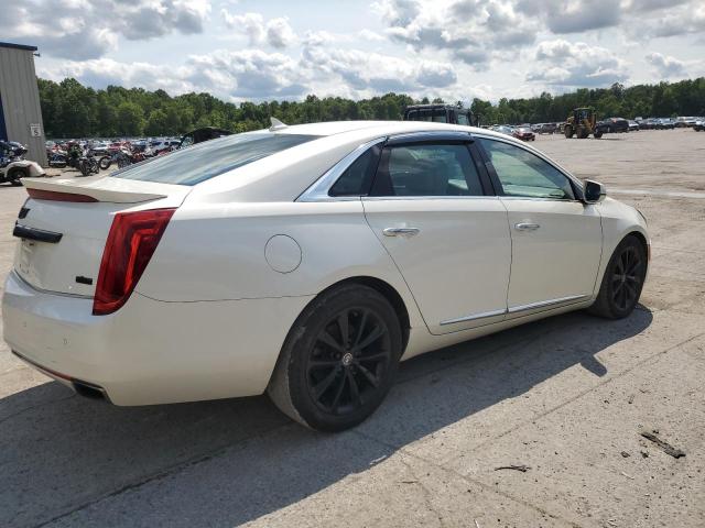  CADILLAC XTS 2013 White