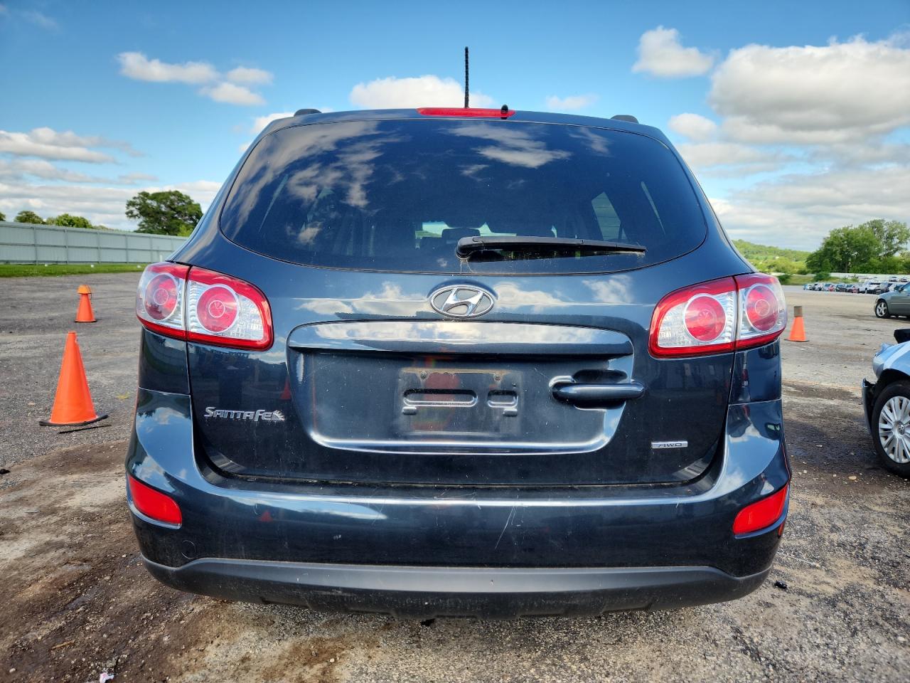 2012 Hyundai Santa Fe Gls VIN: 5XYZGDAG9CG131125 Lot: 65238145