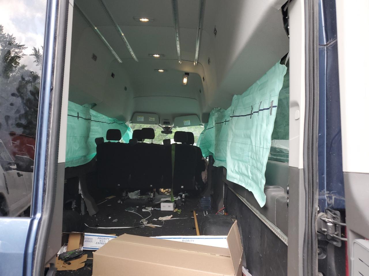 2024 Ford Transit T-350 Hd VIN: 1FBVU5XG9RKA16200 Lot: 64401225